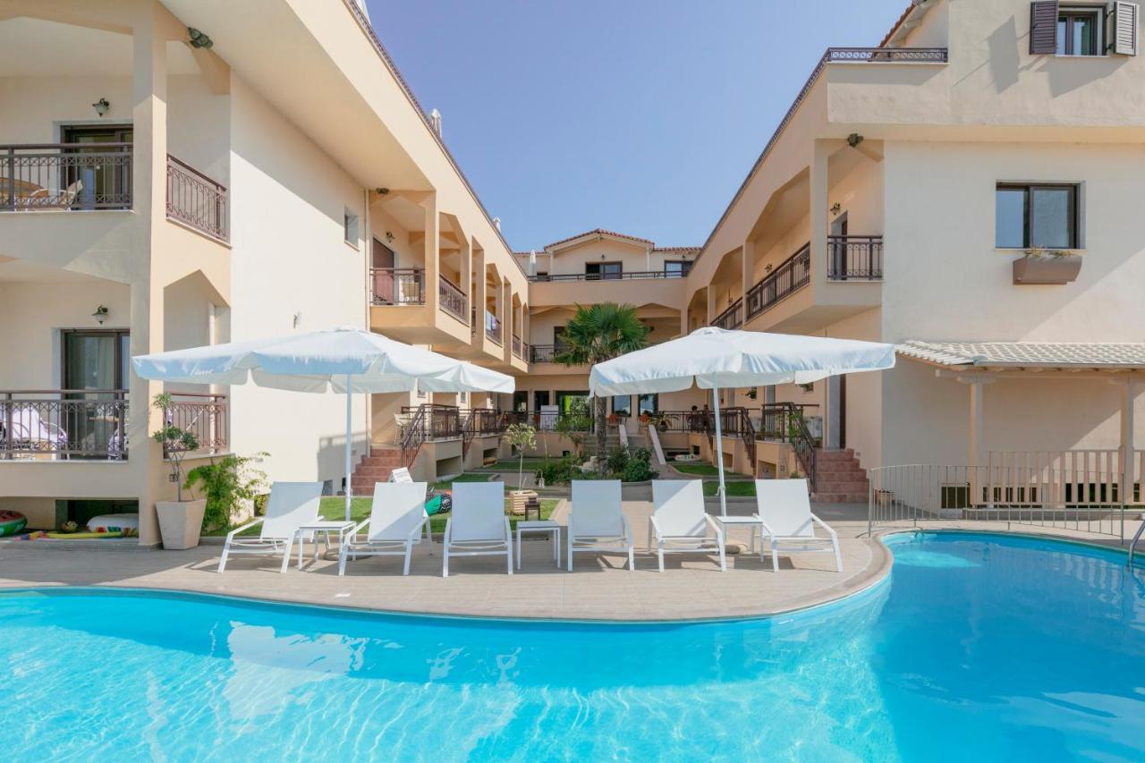 Mediterranean Beach Hotel Скала-Рахониу Экстерьер фото