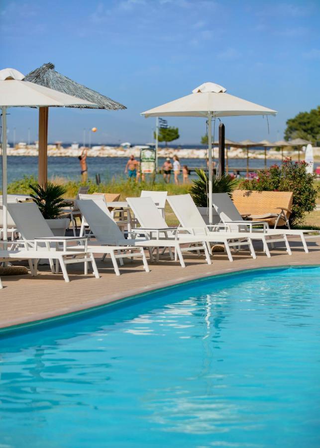 Mediterranean Beach Hotel Скала-Рахониу Экстерьер фото