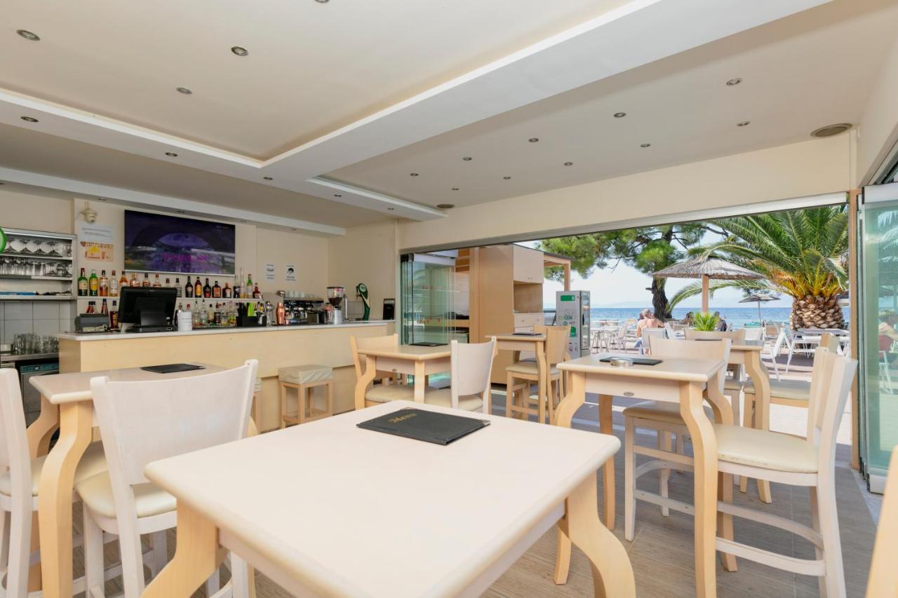 Mediterranean Beach Hotel Скала-Рахониу Экстерьер фото