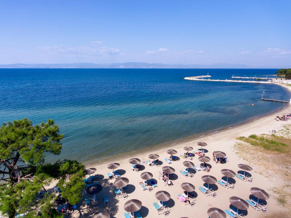 Mediterranean Beach Hotel Скала-Рахониу Экстерьер фото
